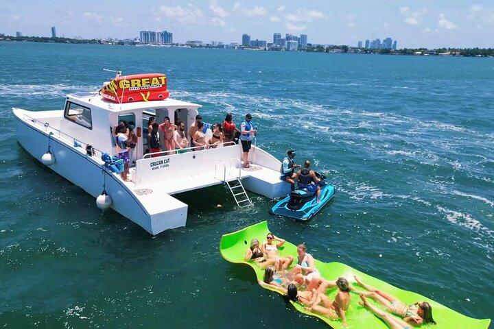 Miami Catamaran udflugt med Jet Ski & Banana Tube