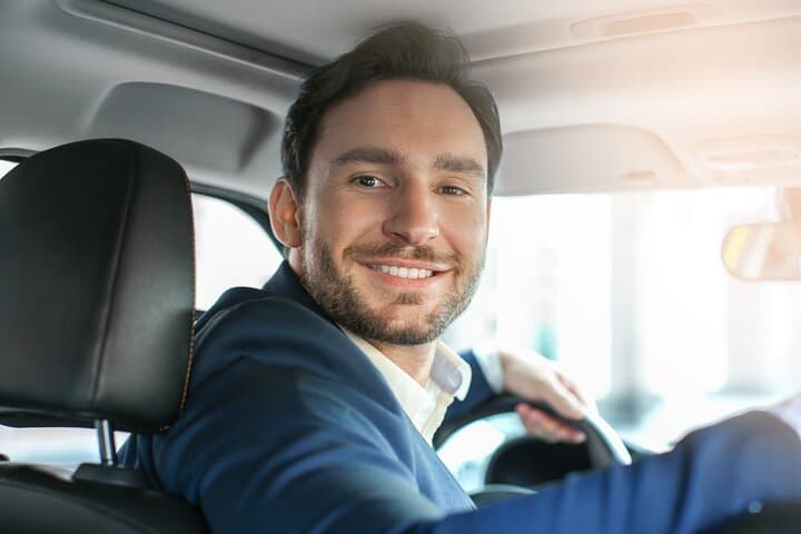 Private transfer from Naples to Bari with 2h for sightseeing stop