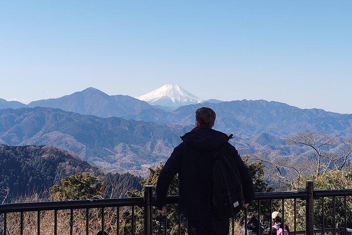 新宿から行く高尾山列車の旅