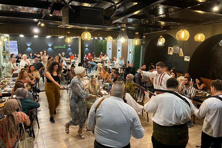 Nuit balkanique traditionnelle avec musique live et danse Skopje