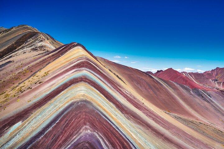Full Day Small Group Rainbow Mountain Tour with meals