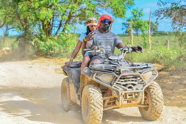 Exclusieve Buggy Tour in Punta Cana en 4X4 ATV-motoren
