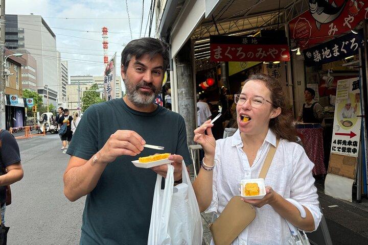Tokio : Private Tsukiji-Fischmarkttour mit 3 Essensstationen
