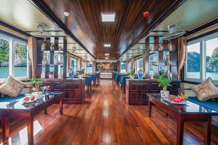 Lan Ha Bay Cruise Day Tour : Kajakfahren, Schwimmen, Wandern & Mittagessen