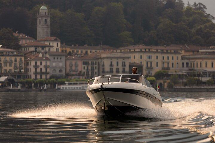 Lago de Como Tour de barco privado de dia inteiro