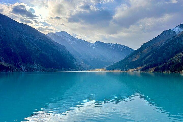 Private Big Almaty Lake Car Tour
