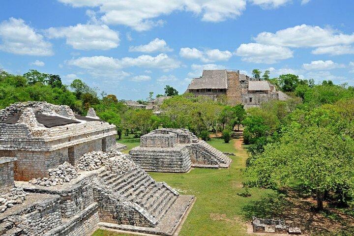 Ek Balam, Chichen Itza, Cenote e almoço buffet Tour