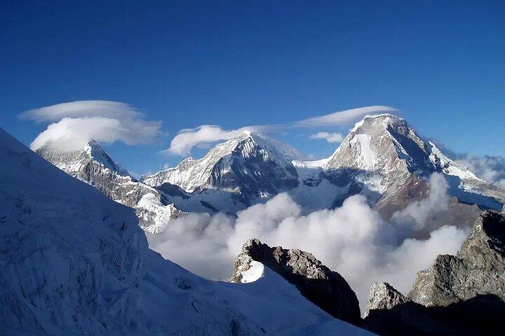 2-dages VIP-helikoptertur til Cordillera Blanca og Huayhuash