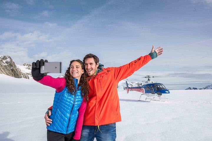 7Day-VIP Tour bestiga Mount Alpamayo 5957m med helikopterstöd