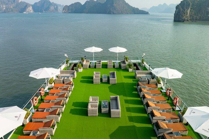 Hanoi: 2-tägige Halong & Lan Ha Bay 5-Sterne-Kreuzfahrt mit Balkon