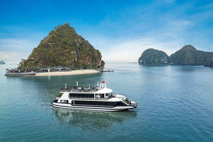 Hanoi Halong Bay New 5 Star Cruise with Jacuzzi & Local Cuisine