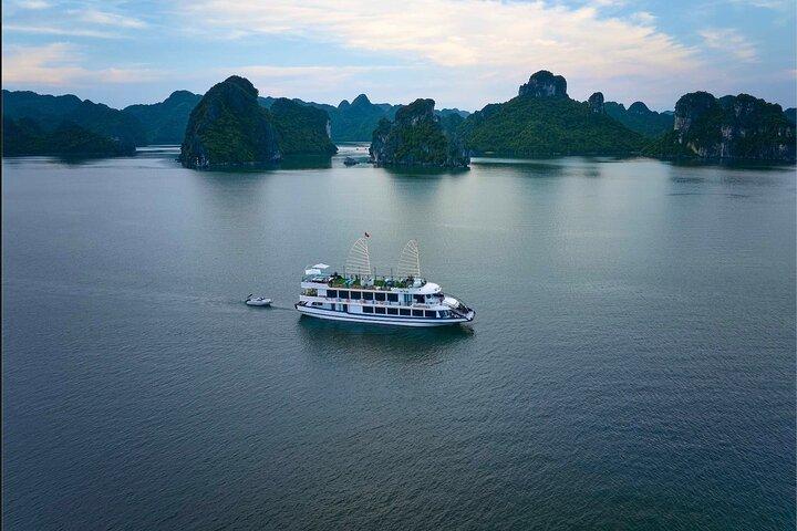 Best Selling Sonata Cruise Halong: Buffet & Live Music Adventure
