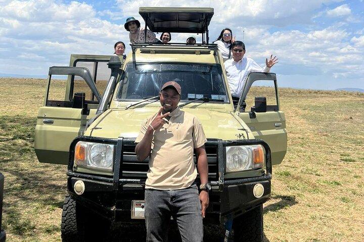 Tour condiviso di 4 giorni del Masai Mara Adventure Safari da Nairobi
