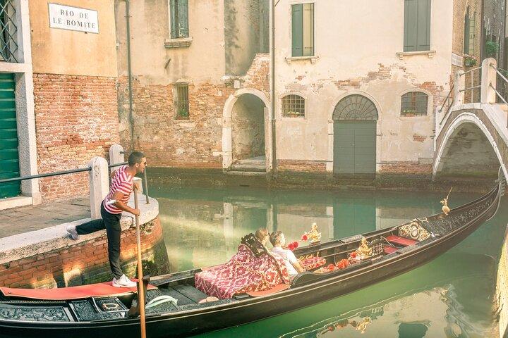 Klassisk 30 - minutters Gondola Ride i Venedig