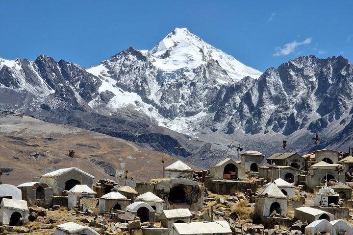 Bolivia Tour–Uyuni, Uturuncu, Sun Island och Huayna Potosí 19D/18N