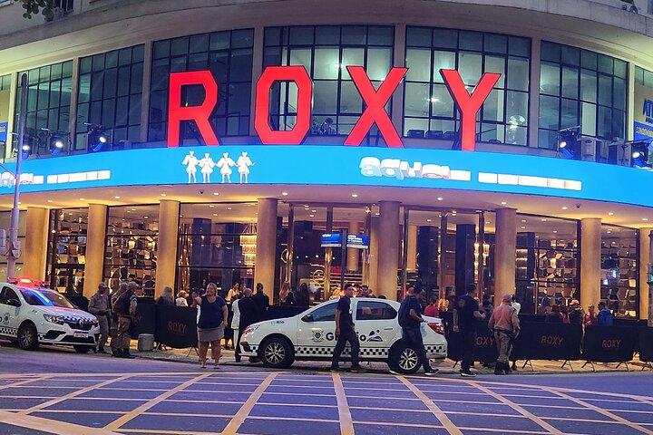 Roxy Dinner Show: una serata magica a Copacabana!