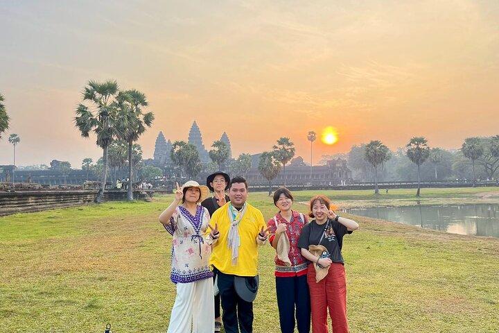 Classic Angkor Wat Sunrise Full Day Tour