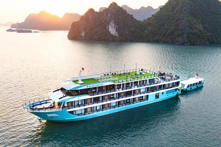 Dragon 5Star HaLong Cruise 2D1N Inkluderet overførsel fra Hanoi