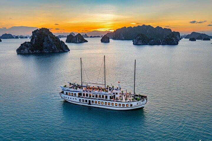 2-dagars skattskrotskryssning i Bai Tu Long Bay