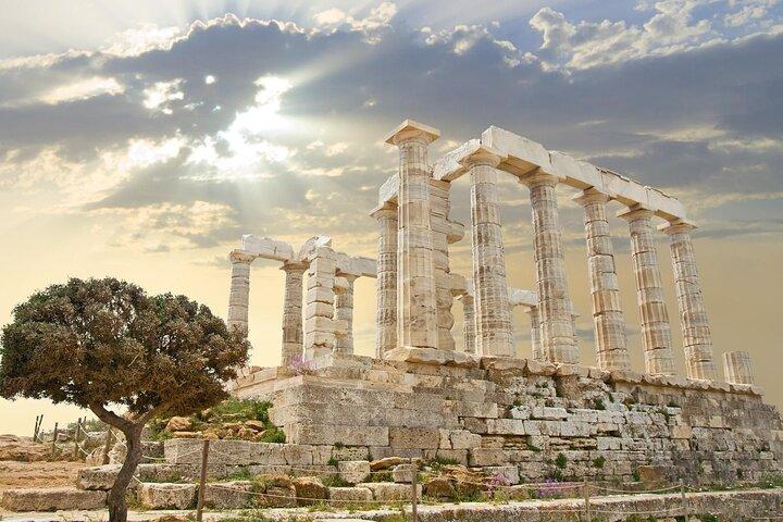 Esplora il Lago Vouliagmeni e il Tempio di Poseidone Tour privato