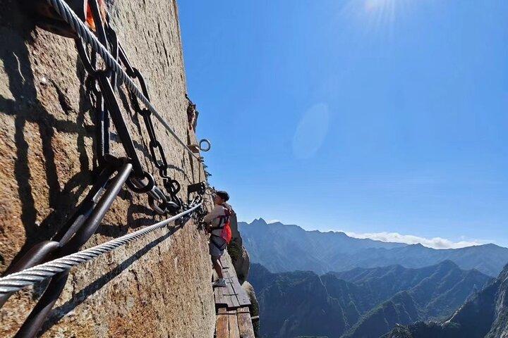 Xi'an Privé dagtour naar de berg Huashan (voertuig + entree + kabelbaan)