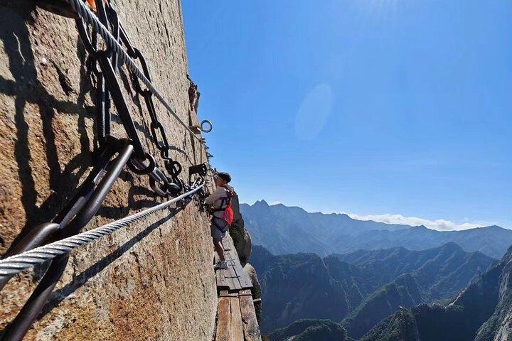 2 Day Private Terracotta Warriors and Mount Huashan Tour