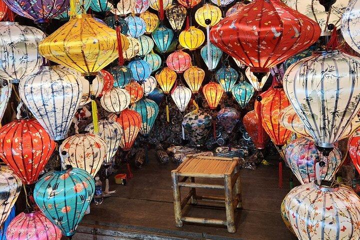 Marble Mountain & Hoi Eine Wanderung mit Sampan Boat Ride & Night Market