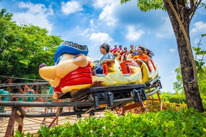 Dream World Bangkok Toegangsticket met Onbeperkt Ritten