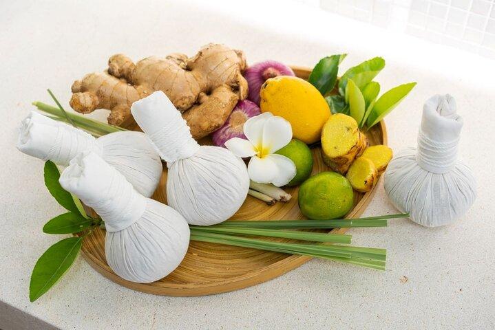 120 minutes Signature Muay Thai Massage