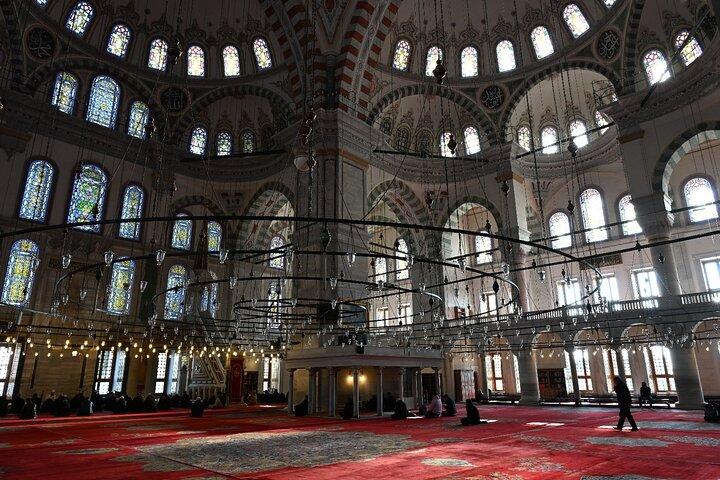 Multicultural Private Walking Food Tour in Istanbul