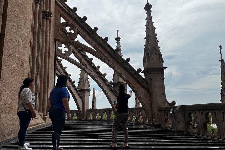 ブエノスアイレス発、ネオゴシック様式のルハン大聖堂ツアー