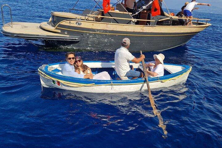 Tour Privato in Barca DI Capri e Nerano