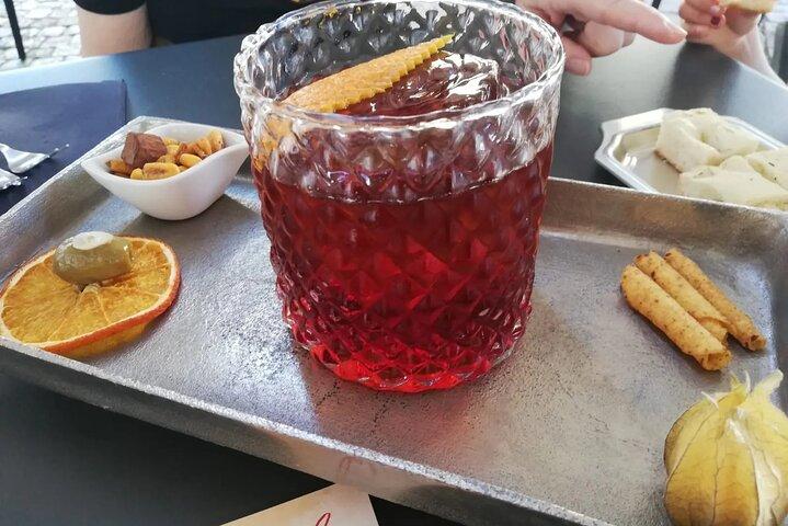 Vermoutproeverij & Veganistisch Italiaans Aperitivo in Turijn
