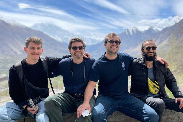 Fuga a Hunza: un viaggio privato di 8 giorni in paradiso