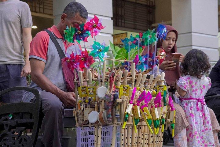 Colonial Historical Walking Tour in Yogyakarta