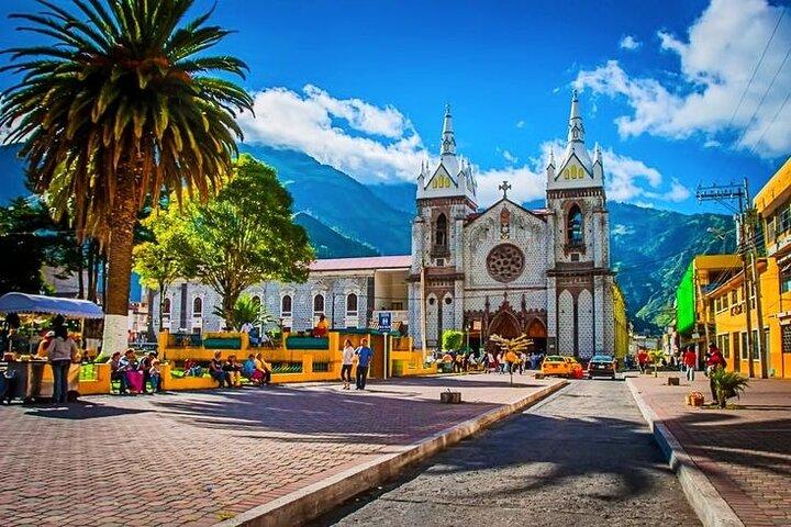 Privat Baños äventyrstur från Quito
