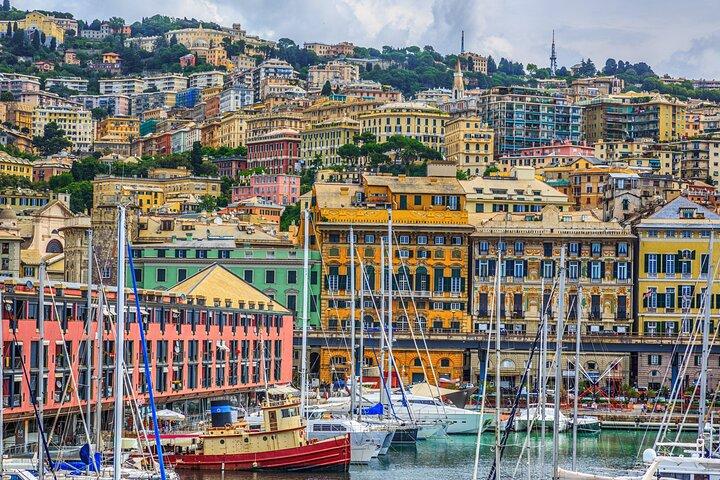 Transfert privé direct: Milan à Gênes, chauffeur anglophone