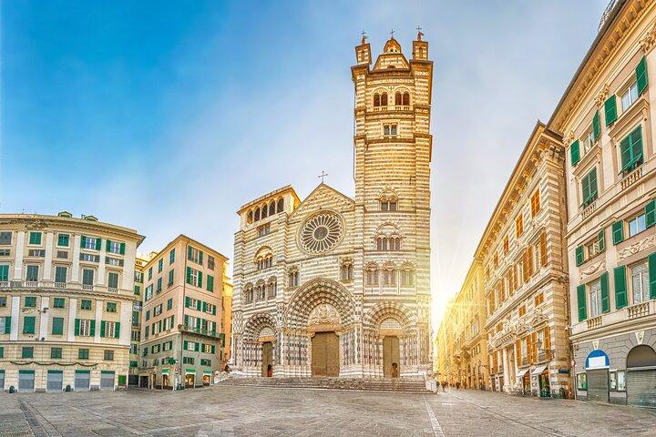 Transfert privé direct: Milan à Gênes, chauffeur anglophone
