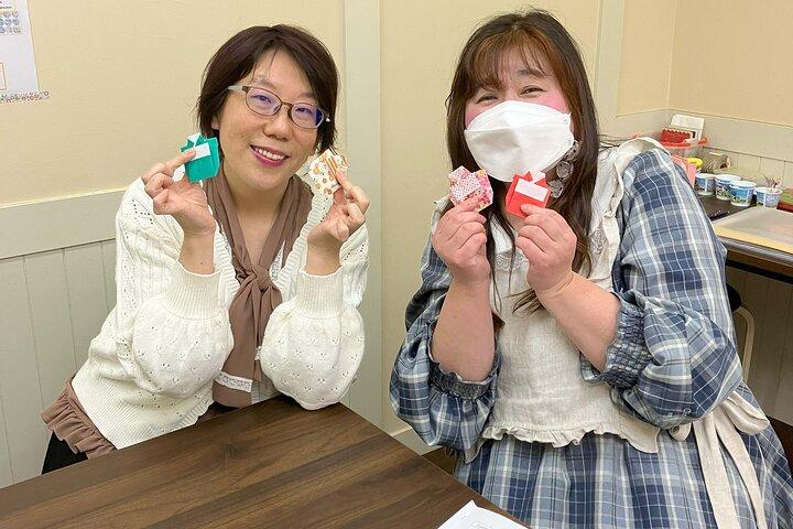 大阪で折り紙で作る日本のミニチュア着物