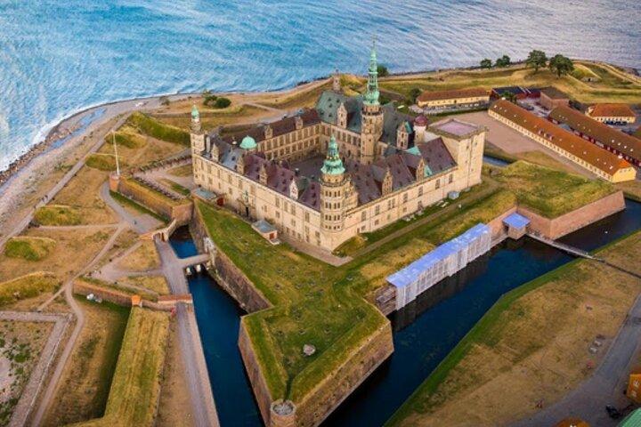 Journée complète; Château, Palais, Cathédrale et navires Vikings