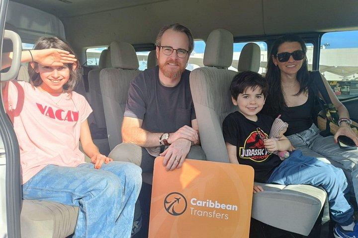 Airport Shuttle to Cancun and Hotel Zone