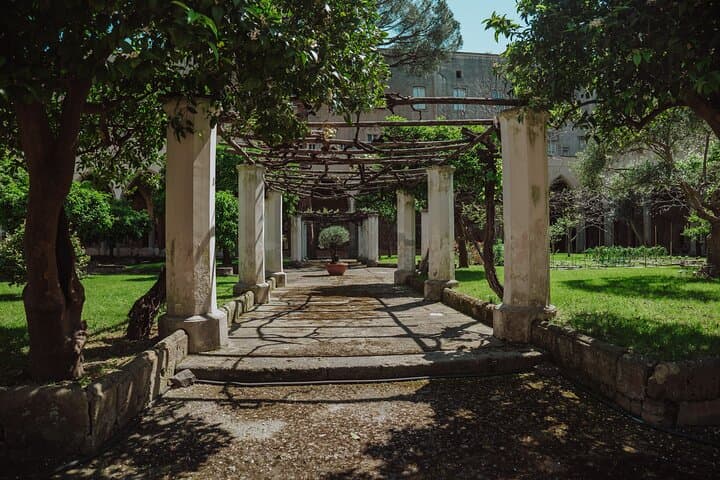 Naples Walking Tour of Santa Chiara Complex