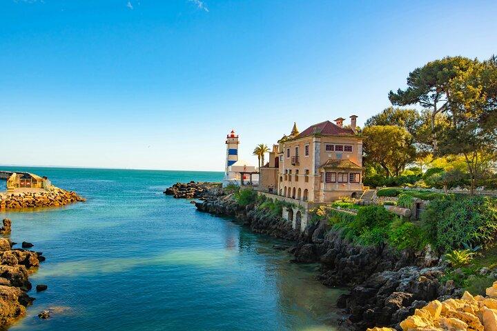 Mystical Sintra & Chic Cascais: A Group Tour from Lisbon