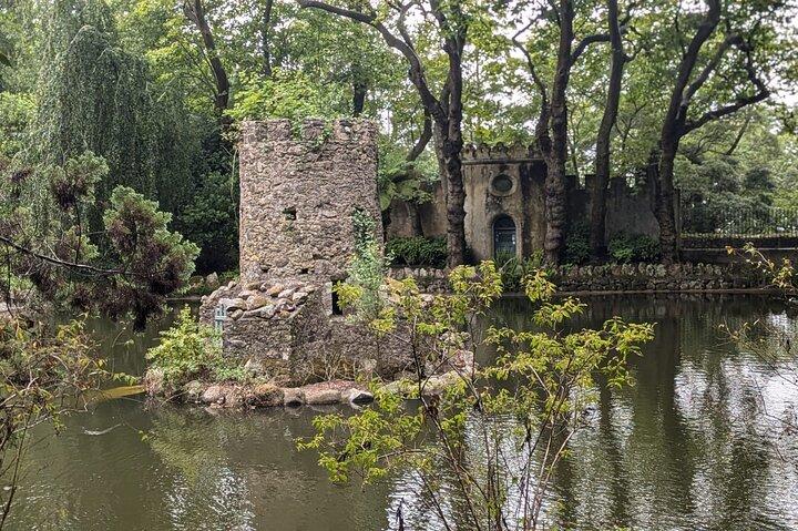 Mystical Sintra & Chic Cascais: A Group Tour from Lisbon