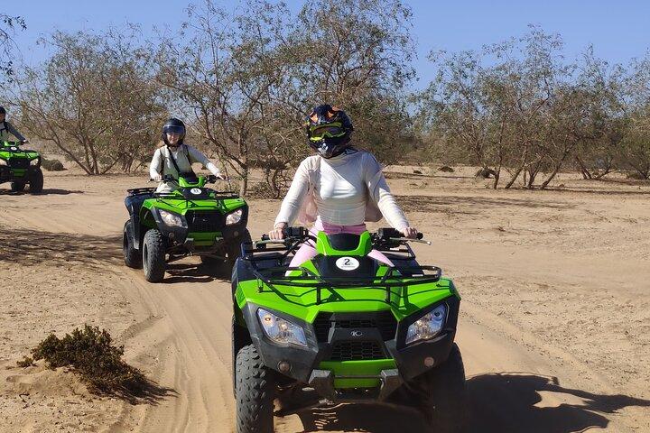 Aventura en quad de Agadir en Desert & Beach con pausa para el té