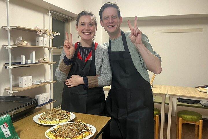 Osaka Okonomiyaki Cooking Class "Learn here and make it at home"