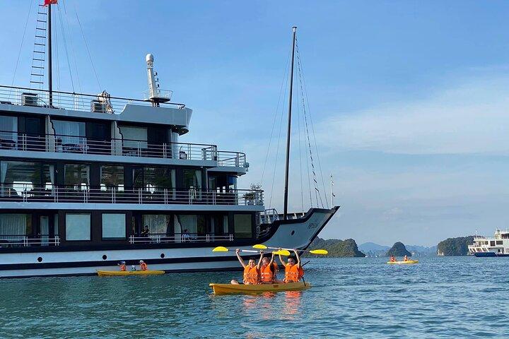 Pacchetto di 5 giorni Vietnam del Nord Hanoi Ninh Binh Ha Long Bay