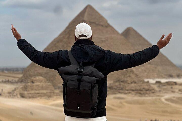 Giza Pyramider, GEM, Shopping tur, ATV og Camel ride med frokost