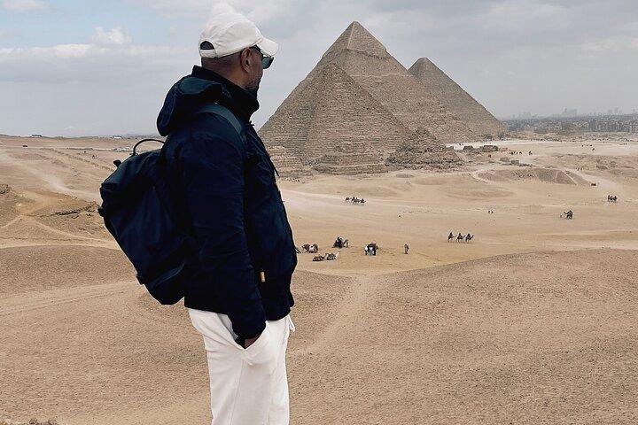 Pirâmides de Giza, GEM, Tour de compras, ATV e passeio de camelo com almoço