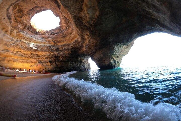 Excursión privada en kayak por Benagil (28 PAX)